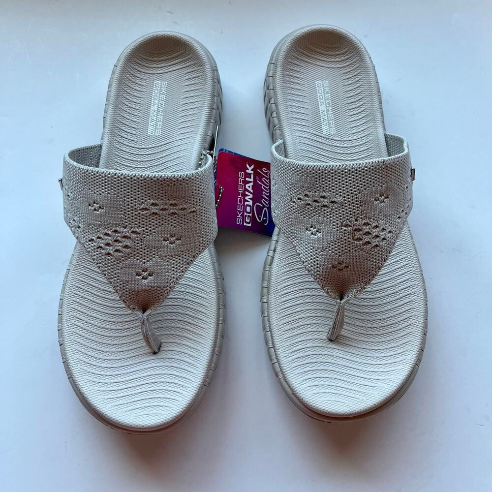 Skechers GO WALK Sandals 7 NWT Natural Tan Thong Flip Flops Cushioned Washable